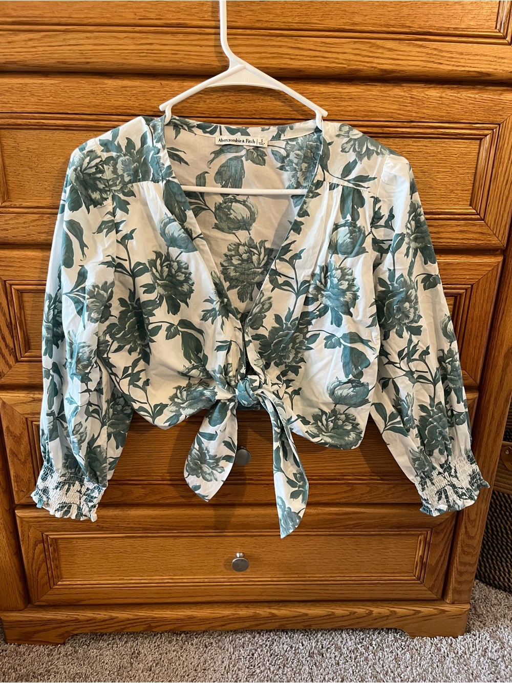 Abercrombie & Fitch White Cropped Tie-Front Blouse with Teal Floral Print